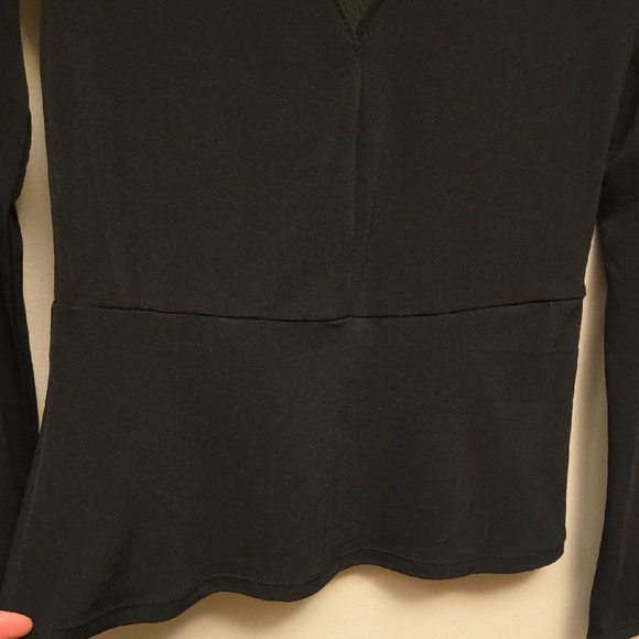 Dynamite Black Long Sleeve Dress Top With Mesh V Neck Panel Size S - Picture 5 of 8